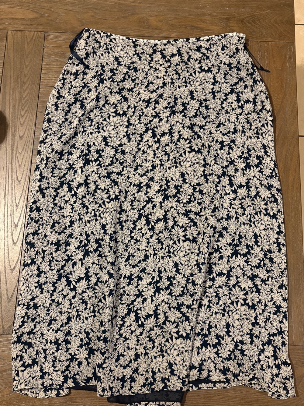 Lauren Ralph Lauren Navy and White Floral Midi Skirt